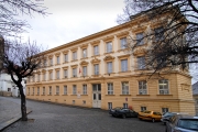 Kliknutím zvětšit